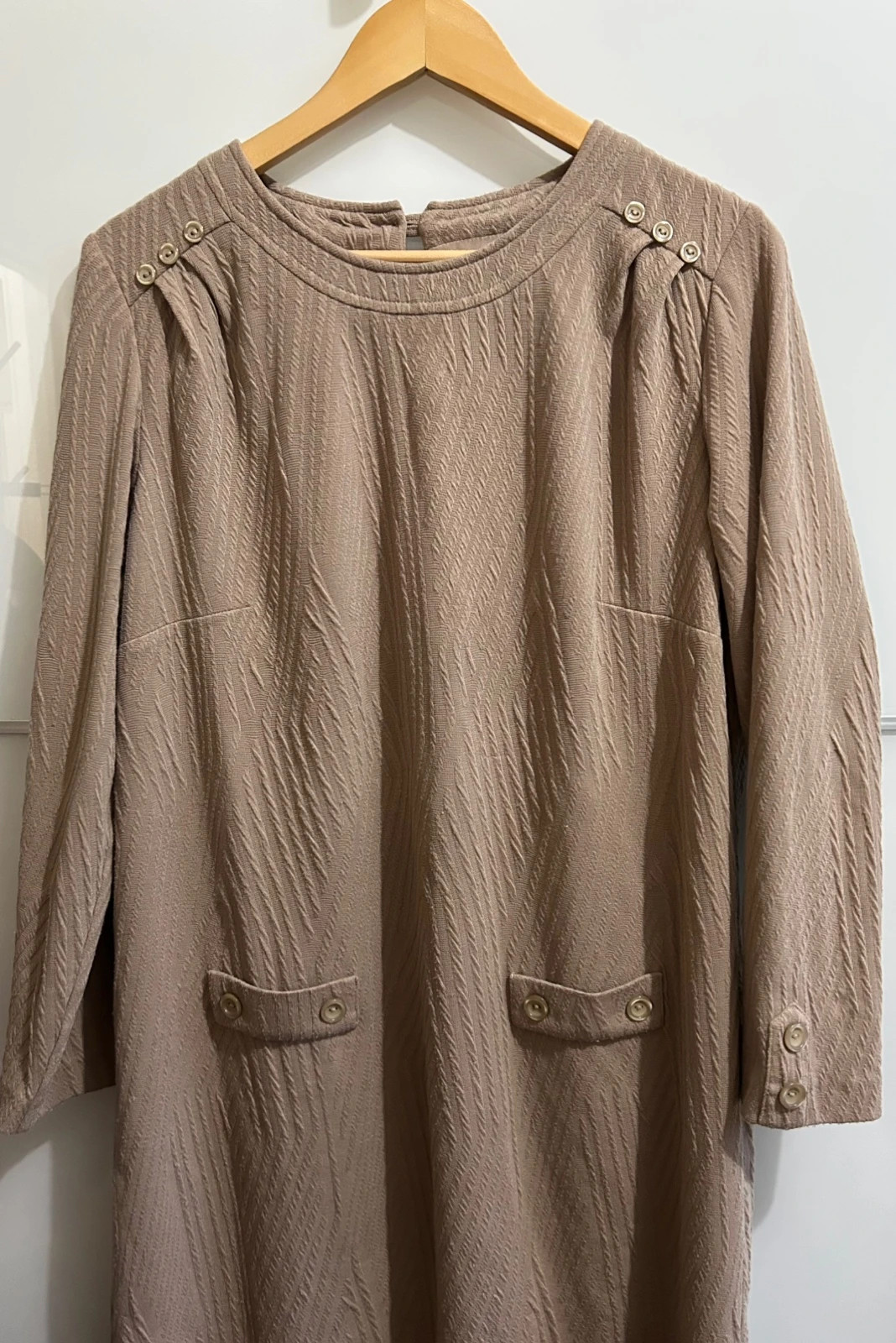 Robe fluide texturée beige taupe manches longues T46 – Afibel – taille XXXL / 46 / 18 4