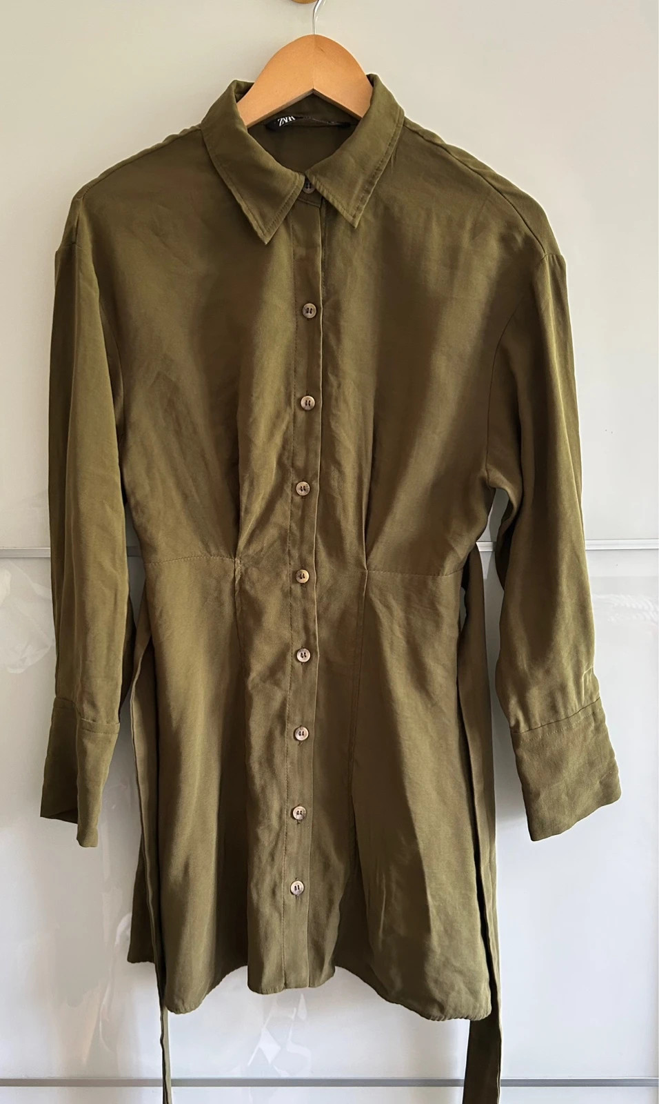 Robe chemise Zara kaki Taille XS/S ceinturée fluide – Zara – taille XS / 34 / 6 2