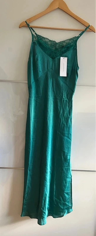 Robe longue French Connection XS 34 vert émeraude satinée dentelle