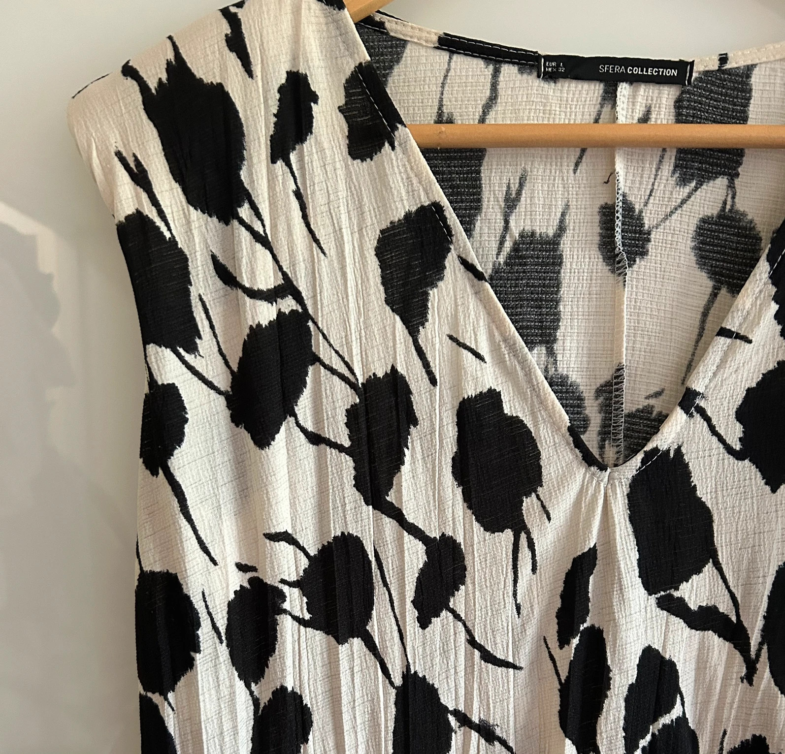 robe longue Sfera taille L noire et écrue fluide chic – Sfera – taille L / 40 / 12 3