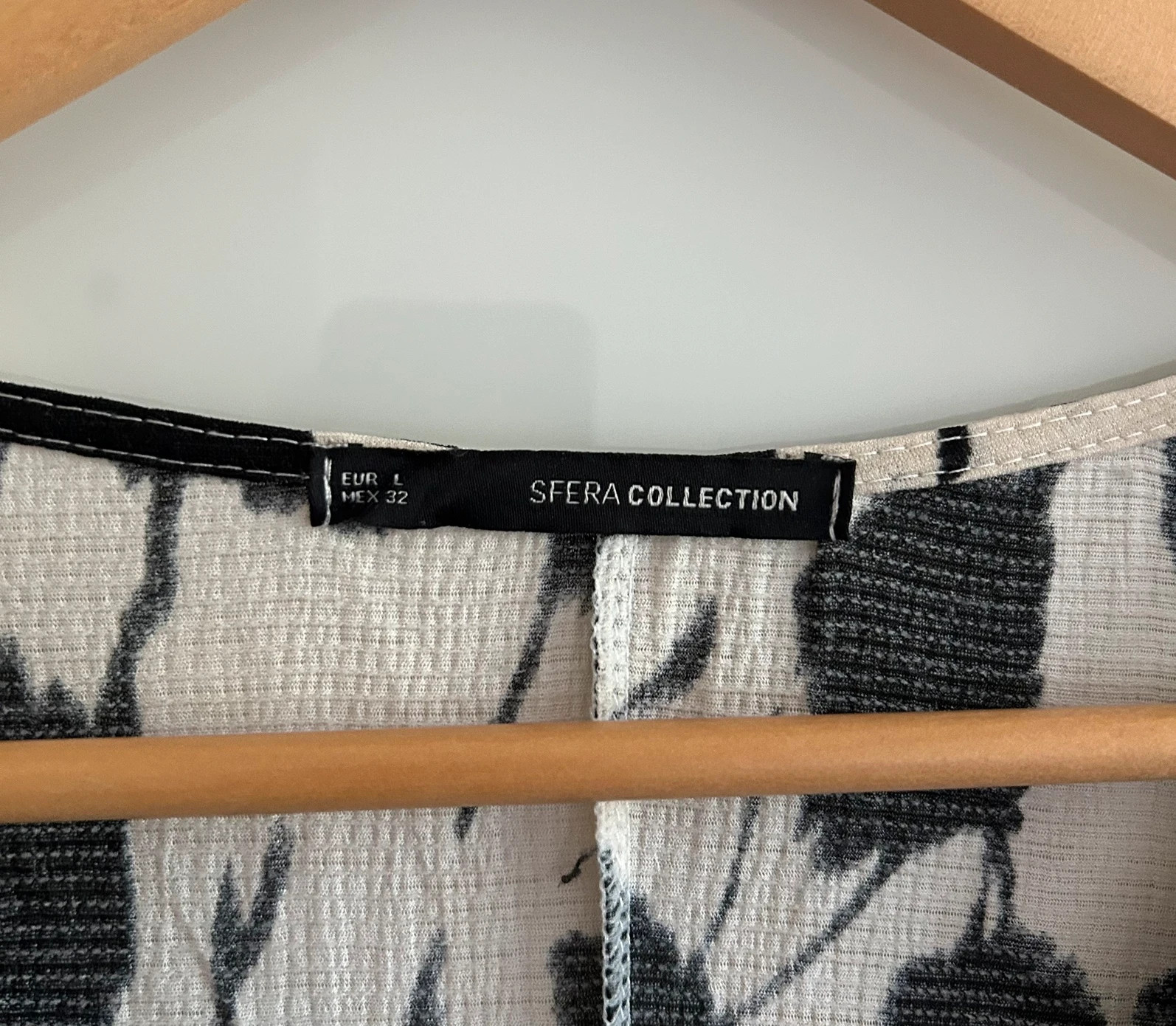 robe longue Sfera taille L noire et écrue fluide chic – Sfera – taille L / 40 / 12 5
