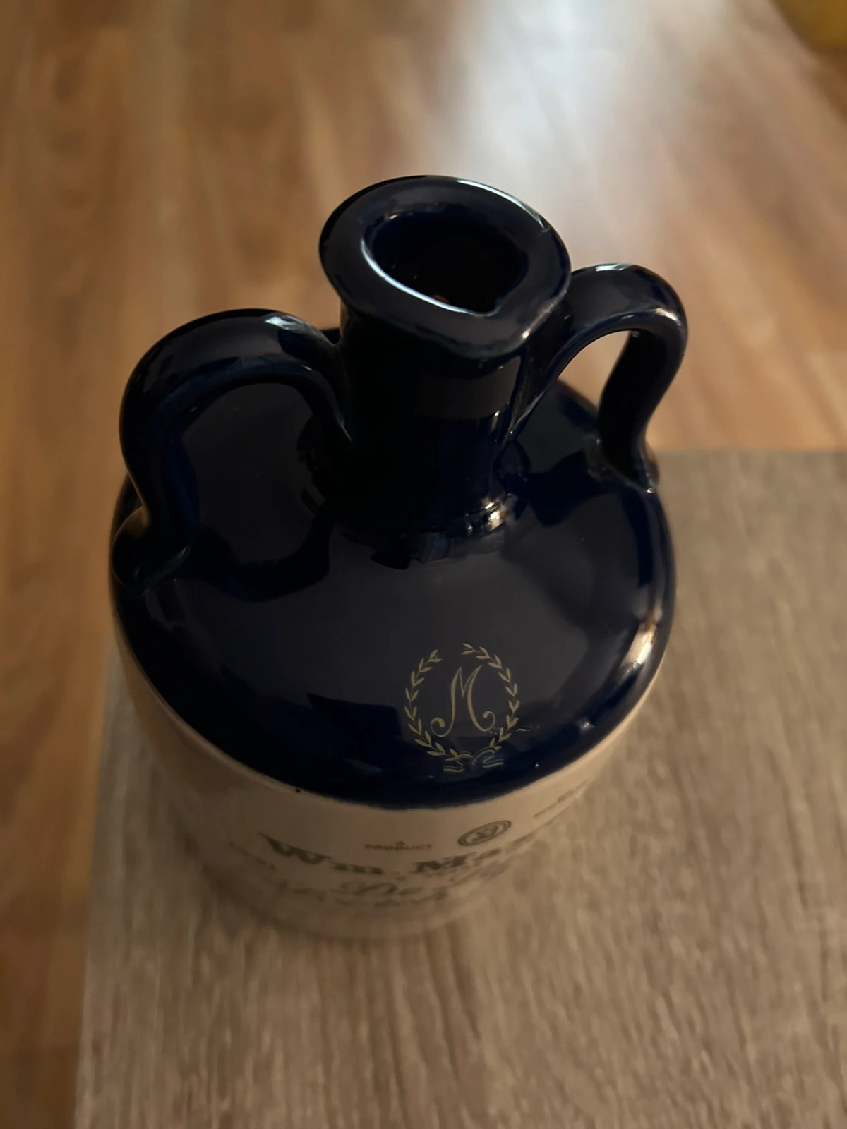 Carafe ancienne Wm. Maxwell De Luxe Scotch Whisky 8 Years céramique vintage 75 cl – Wm.Maxwell 4