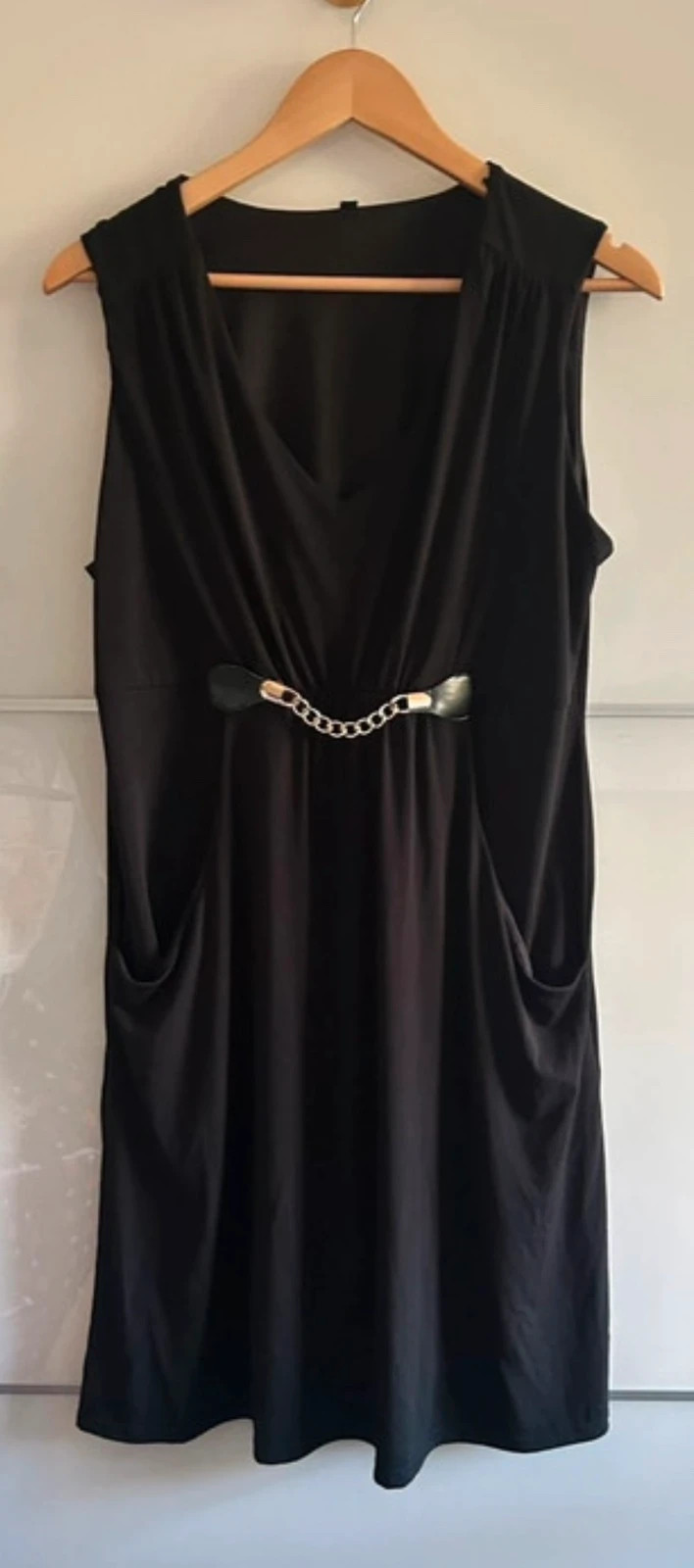 robe noire fluide légère décolleté V Taille 44/46 – boutique indépendante – taille XXL / 44 / 16 2
