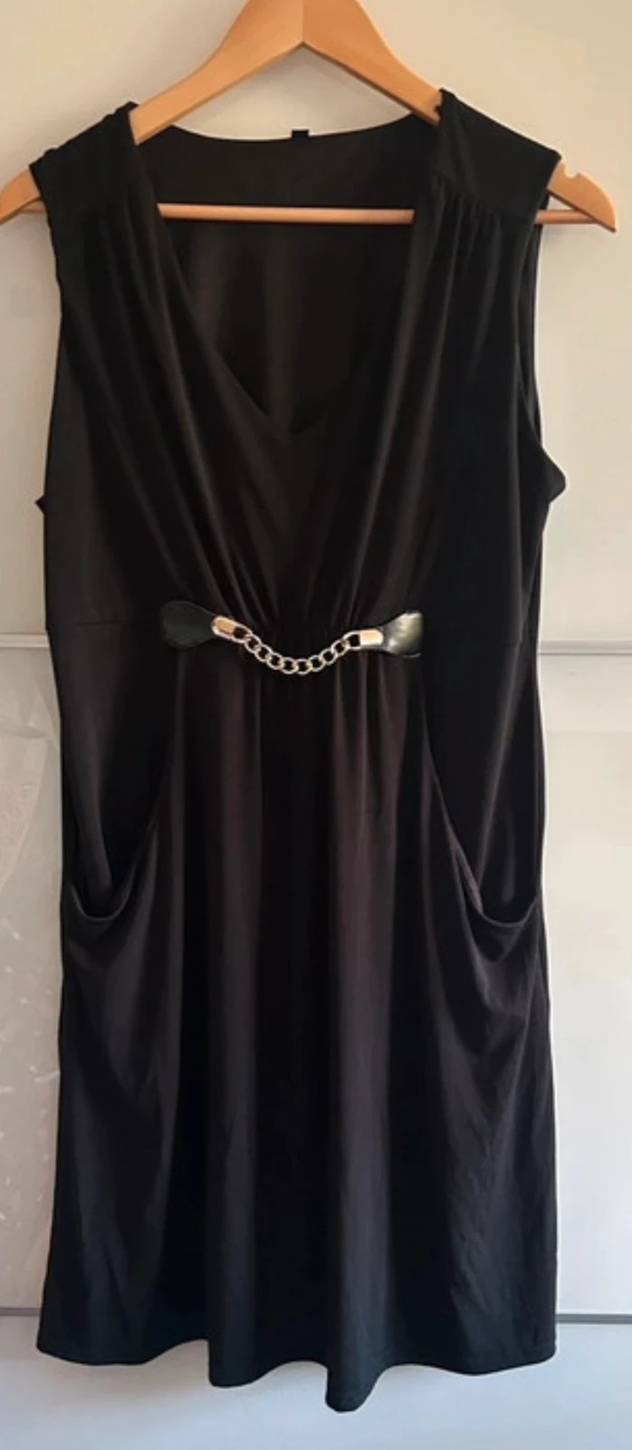 robe noire fluide légère décolleté V Taille 44/46 – boutique indépendante – taille XXL / 44 / 16 3