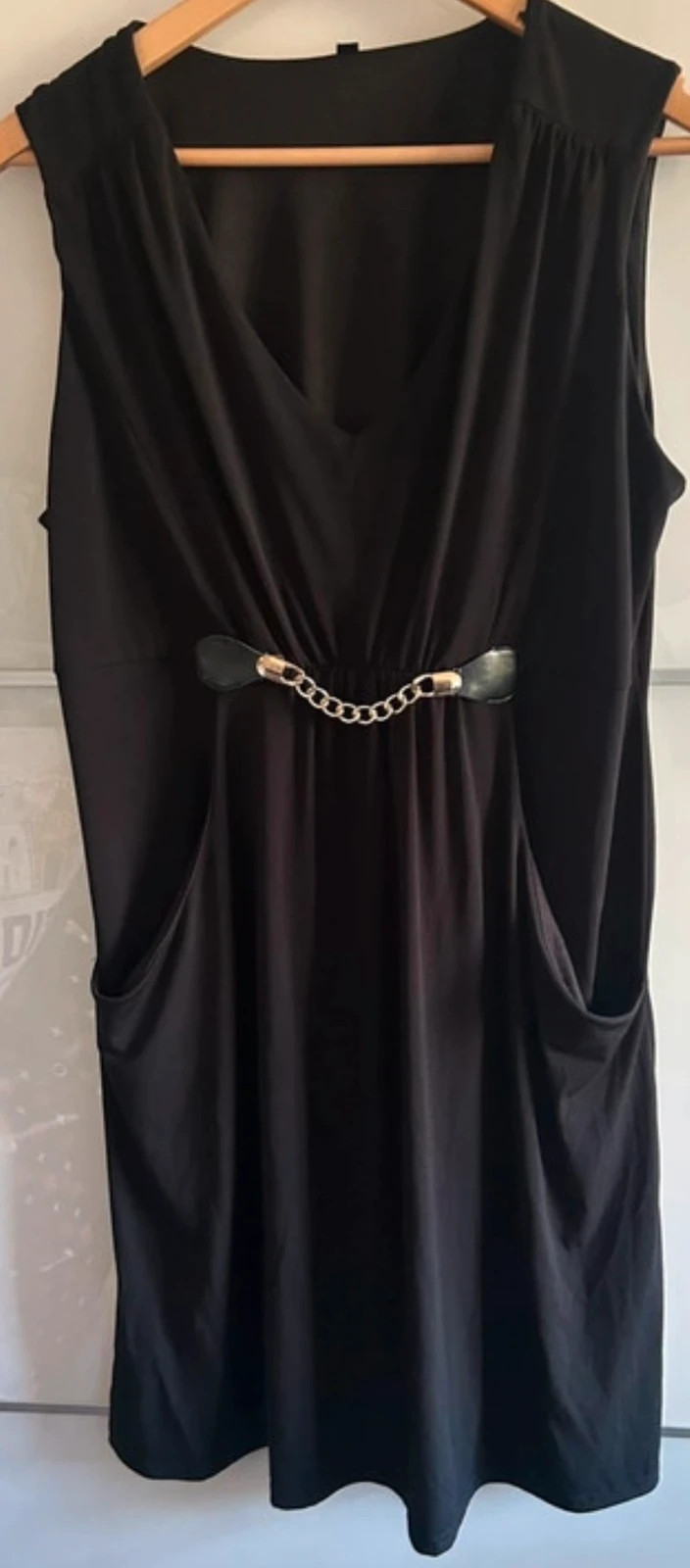 robe noire fluide légère décolleté V Taille 44/46 – boutique indépendante – taille XXL / 44 / 16 5