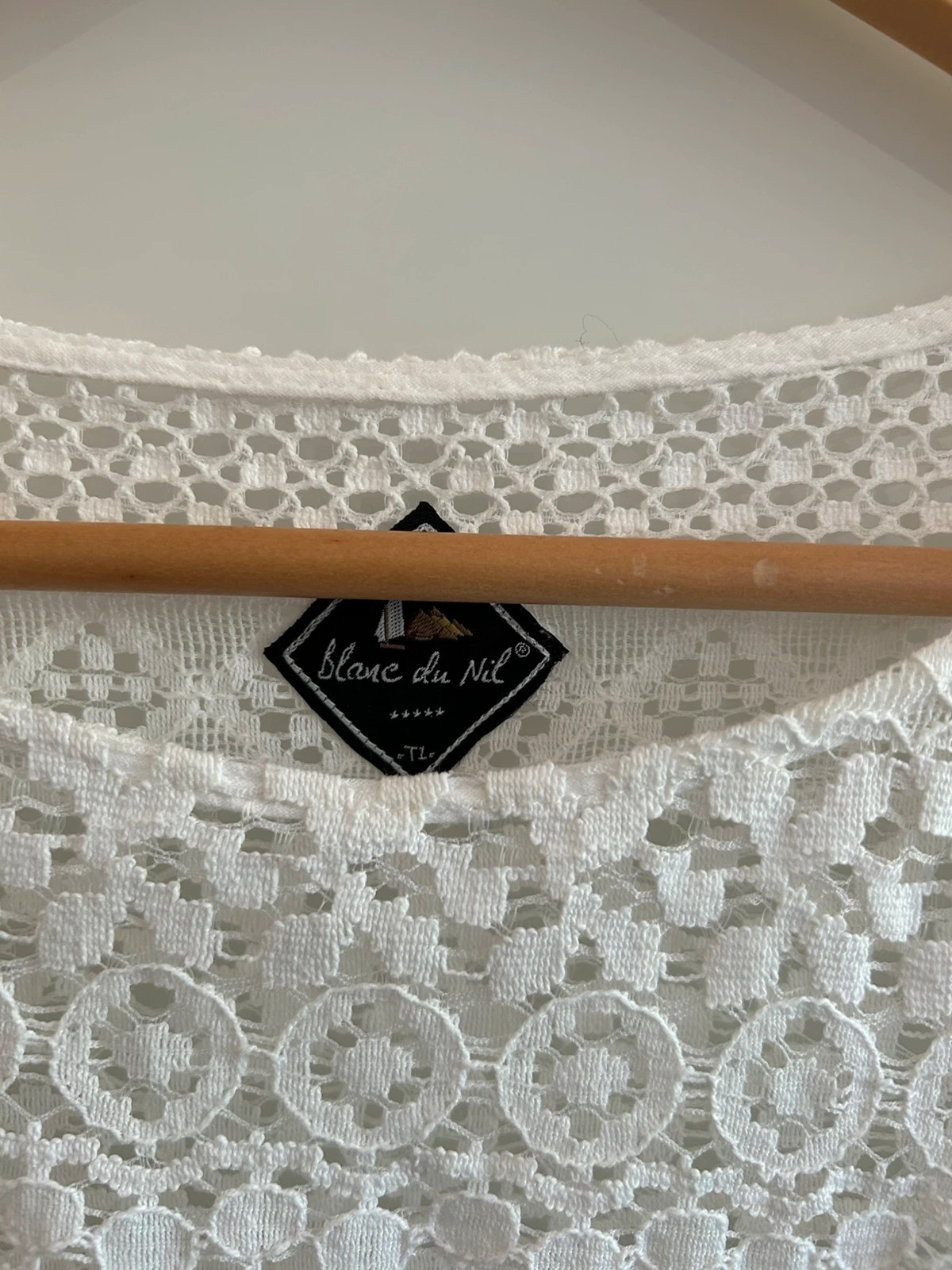 haut dentelle blanc du Nil 36 blanc 100% coton très bon état chic tendance – Blanc du Nil – taille S / 36 / 8 4