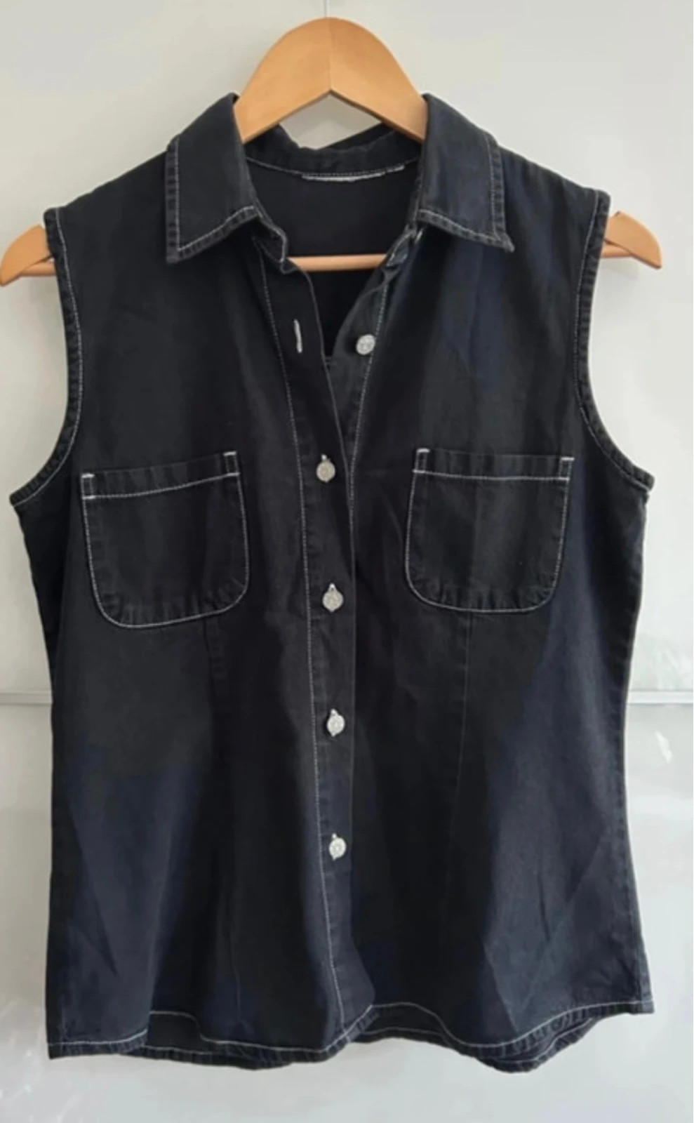 chemise sans manches effet denim noir délavé y 2k vintage 36/38 – boutique indépendante – taille M / 38 / 10 2