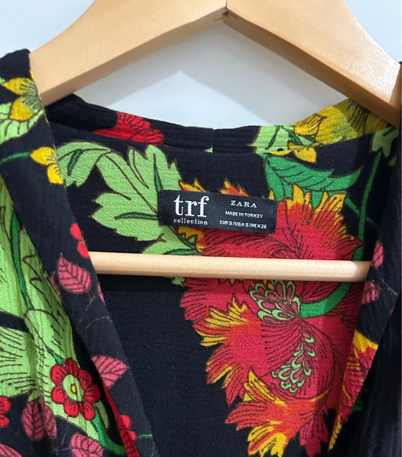 Blouse Zara TRF fleurie bohème multicolore T36 – Zara – taille S / 36 / 8 5