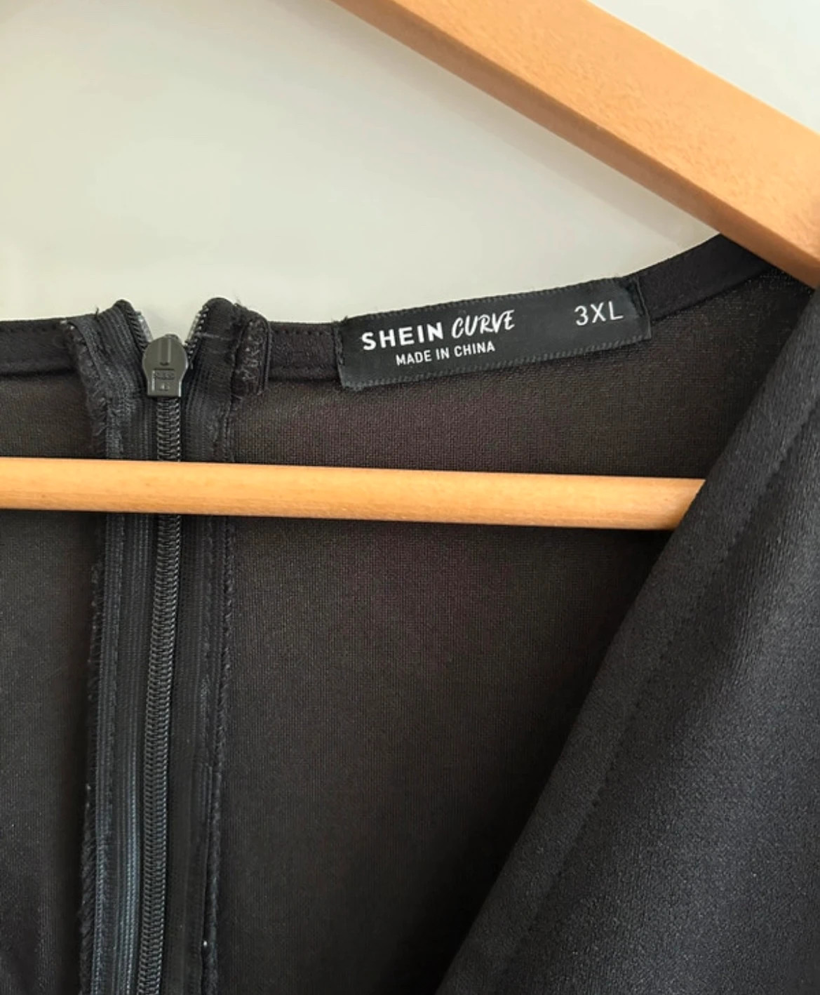 Robe longue noire SHEIN Curve 3XL élégante et fluide – Shein Curve – taille XXXL / 46 / 18 2