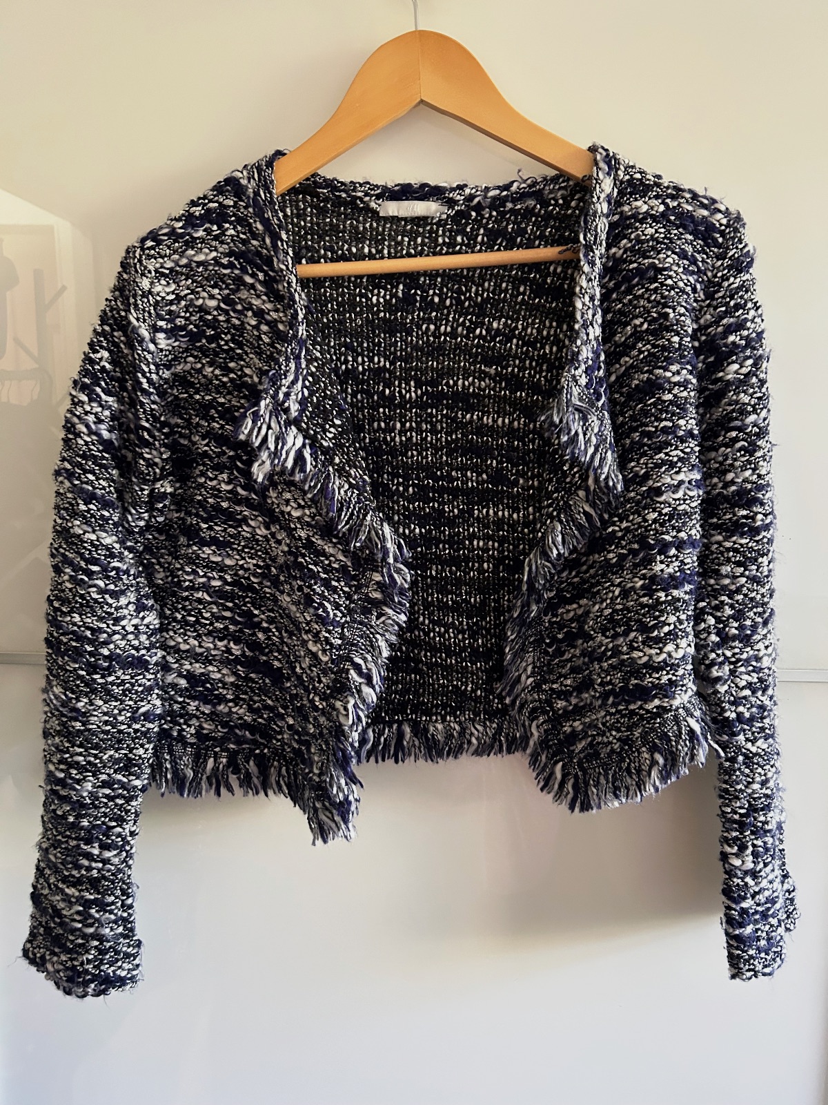 Gilet court en maille H&M à franges – H&M – taille M 2