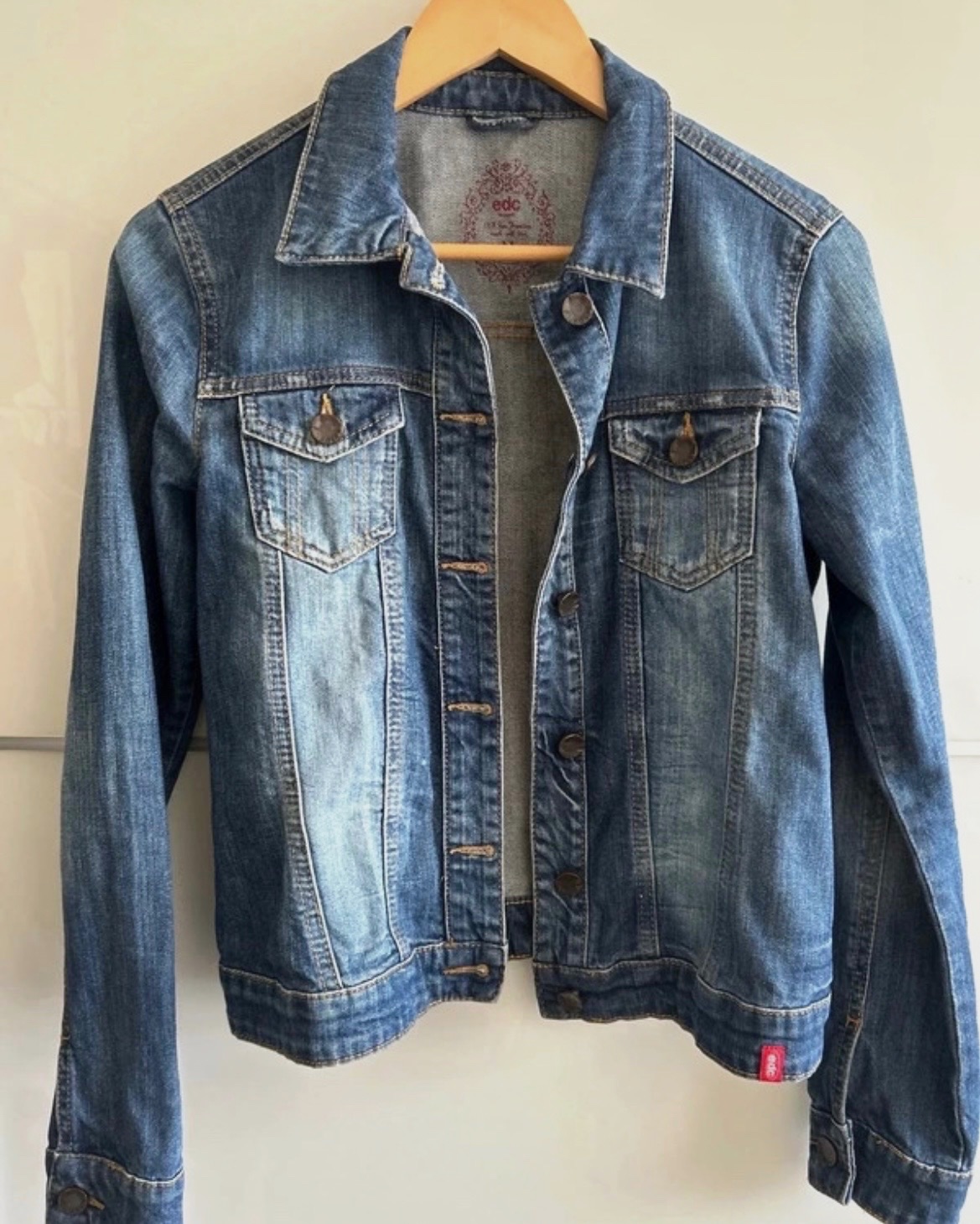 Veste en jean cintrée denim bleu EDC Esprit Taille M – Shein – taille M 4