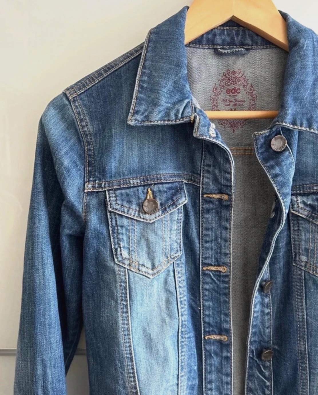 Veste en jean cintrée denim bleu EDC Esprit Taille M – Shein – taille M 3