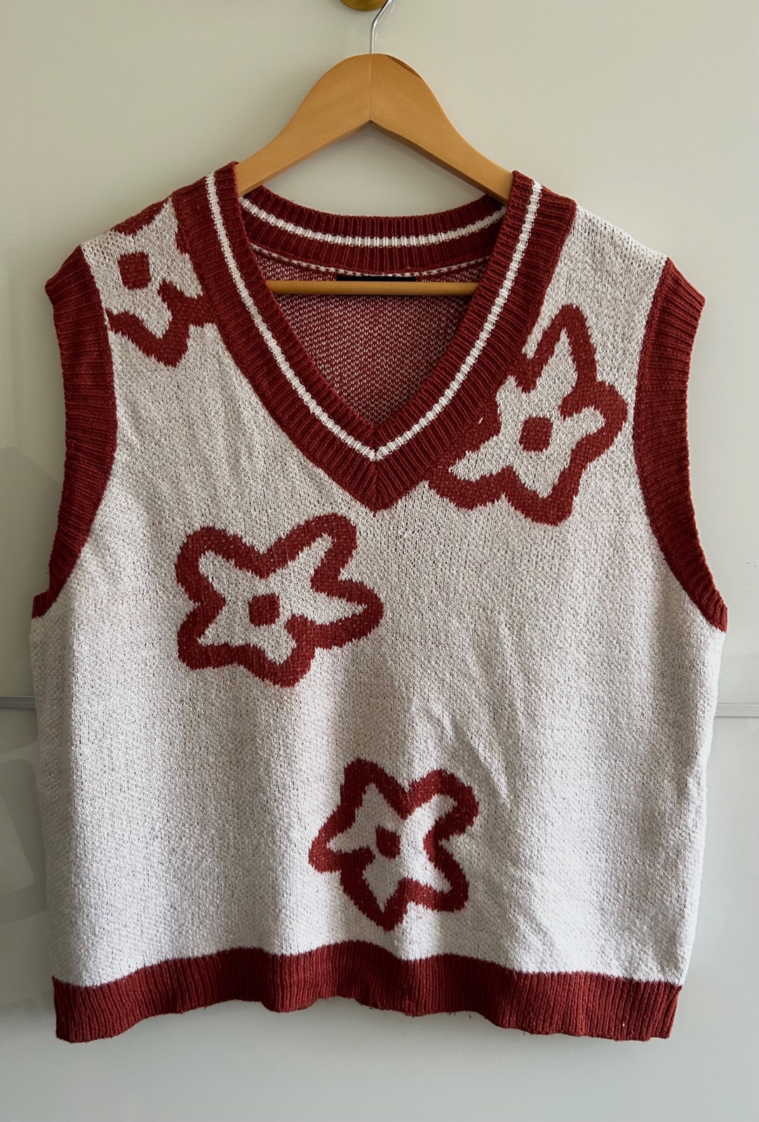Pull sans manches oversize fleurs col V écru Bordeaux  – Shein – taille L 4