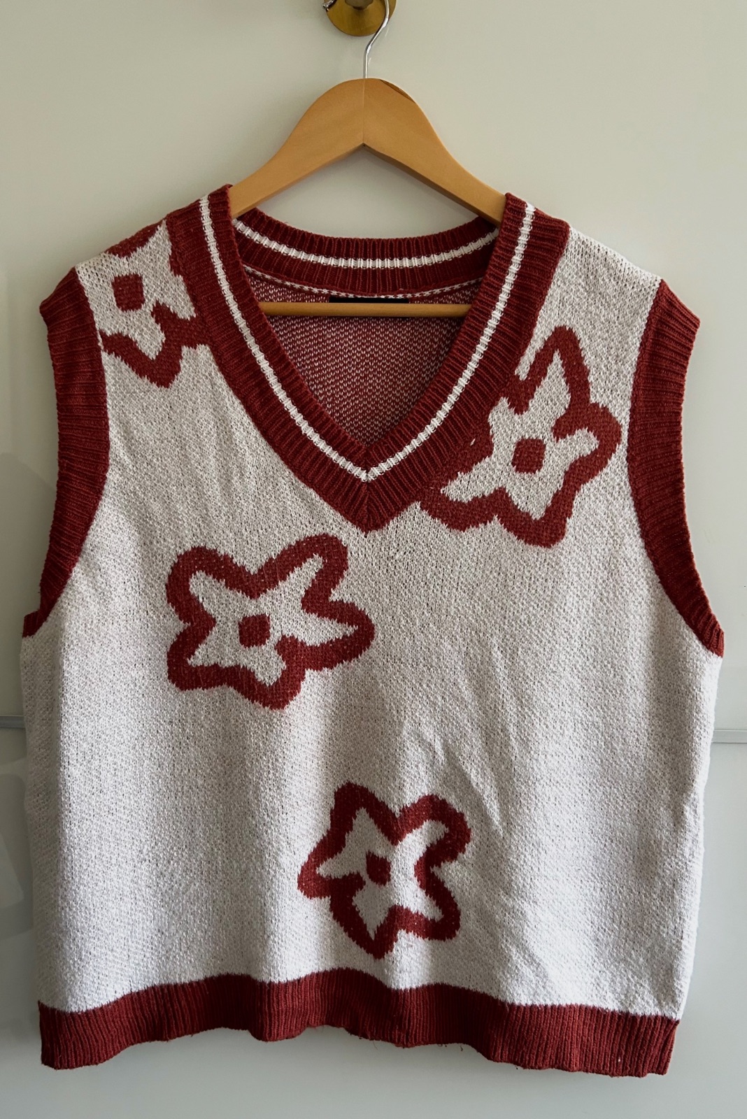 Pull sans manches oversize fleurs col V écru Bordeaux  – Shein – taille L 2