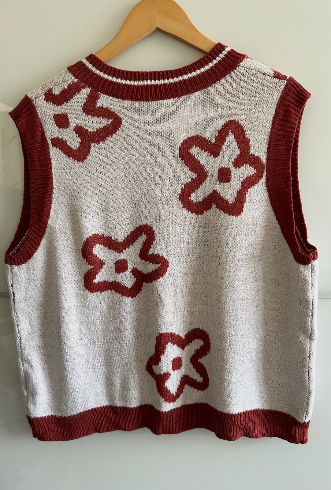 Pull sans manches oversize fleurs col V écru Bordeaux  – Shein – taille L 3
