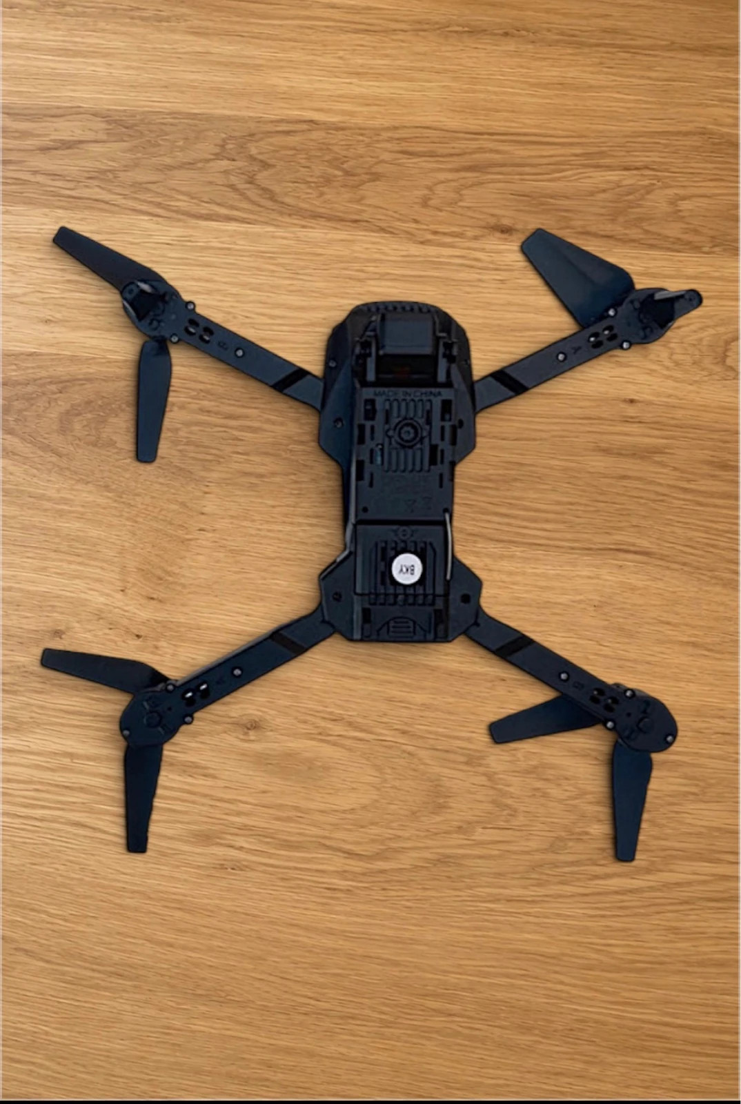Dron E88 Plegable Negro • Cámara HD • Mando y Estuche – e88 3