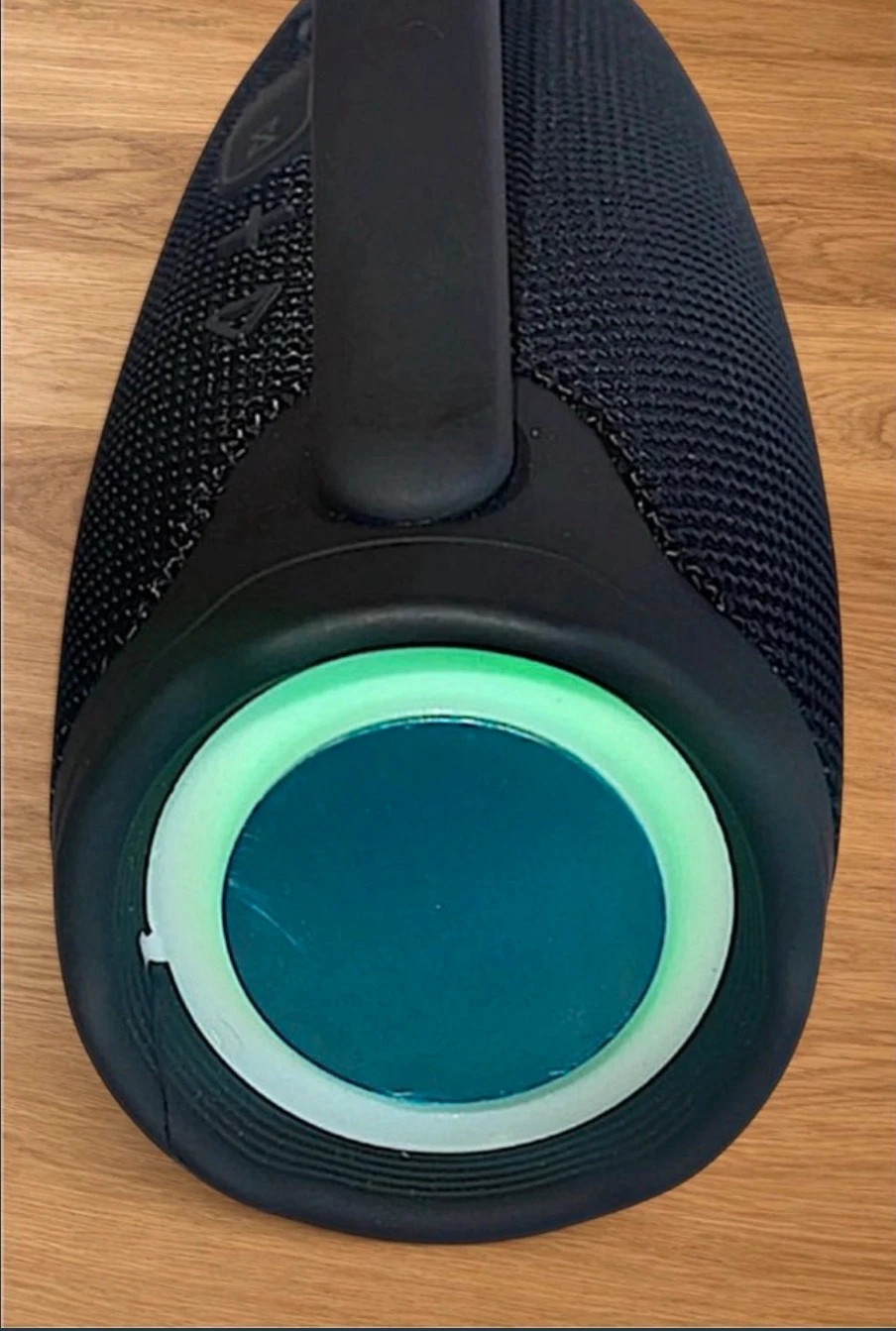 Portable Bluetooth Speaker 10W Waterproof with LED Light and Handles – genérico 5