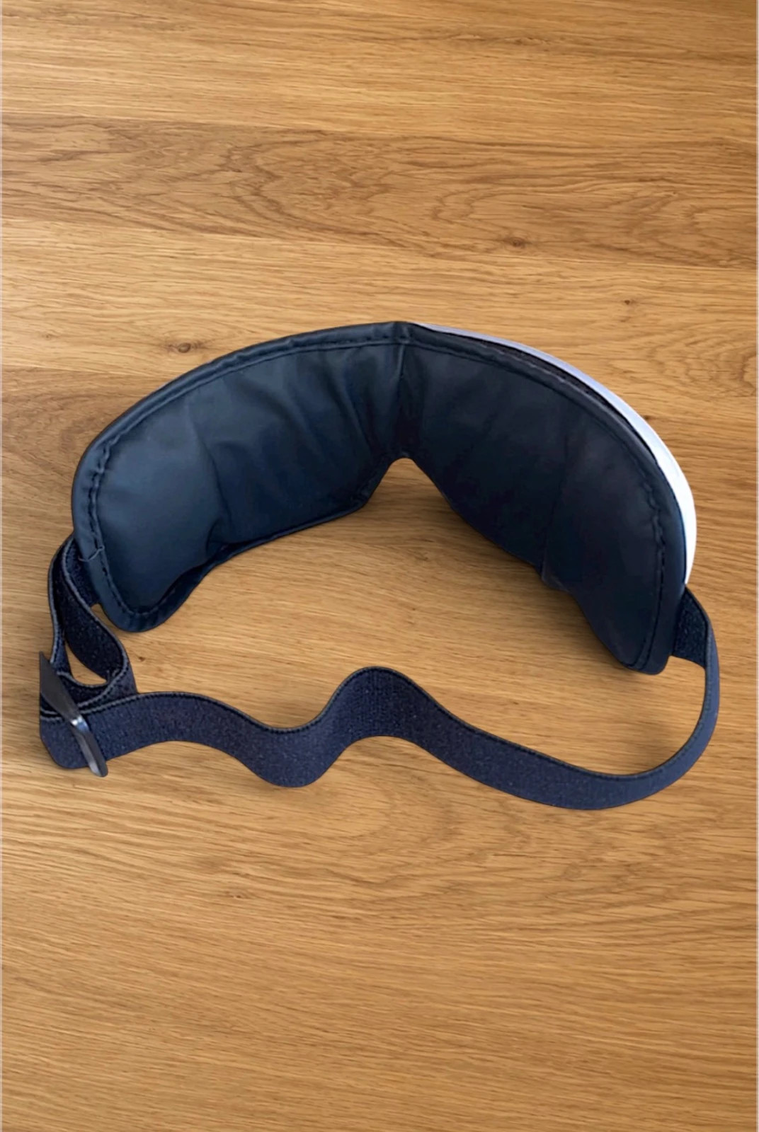 Smart Eye Massager | UME E3 | Air Pressure, Heat and USB – U&Me 3