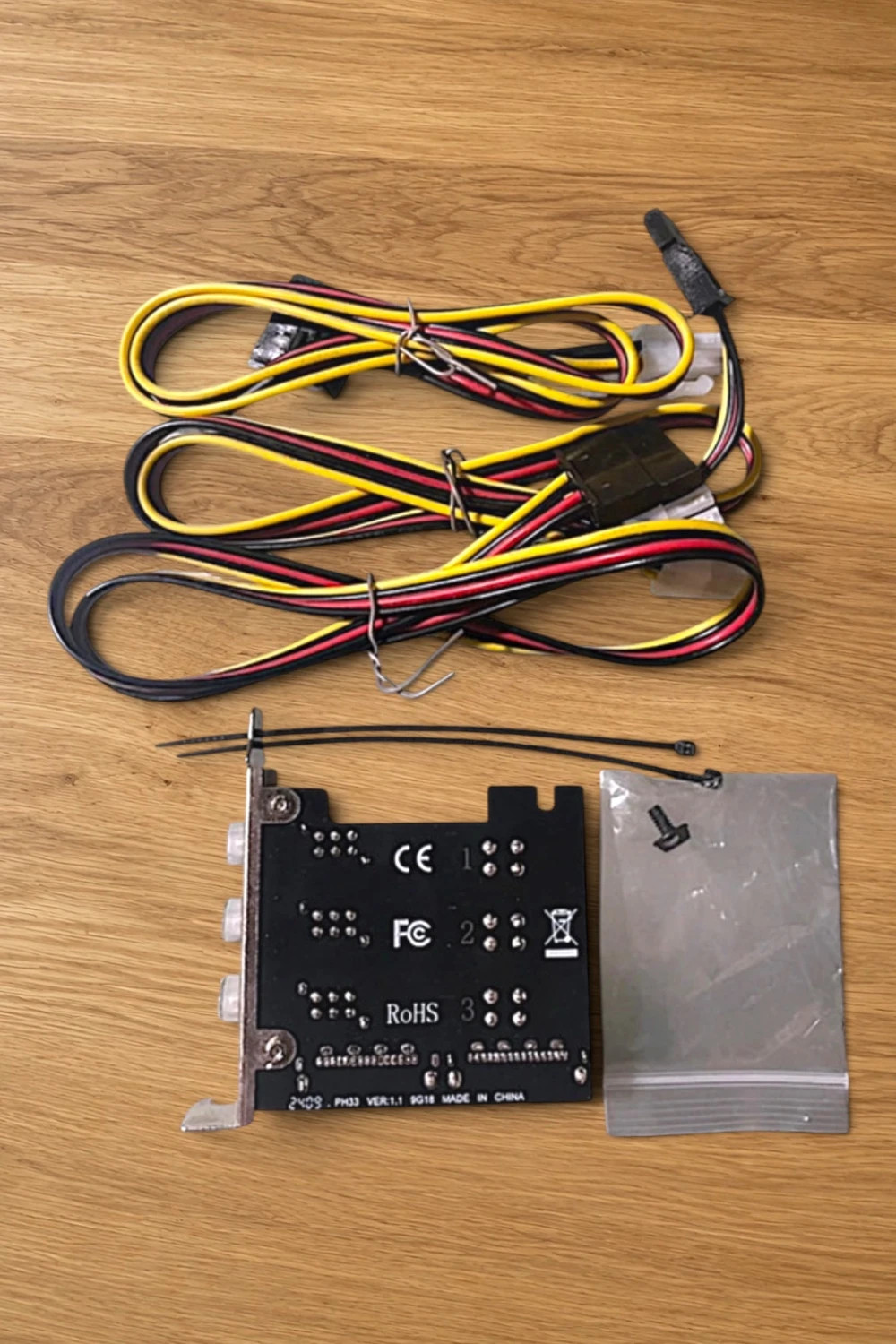 Controlador de Alimentación para 3 Discos Duros Hdd/Ssd • Pc – Generic