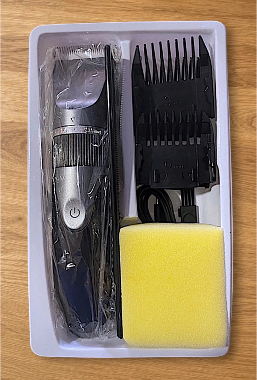 optimizado: Máquina Cortapelos Profesional LED - Kit Barbería con Peines y Cable USB – Accessories 2