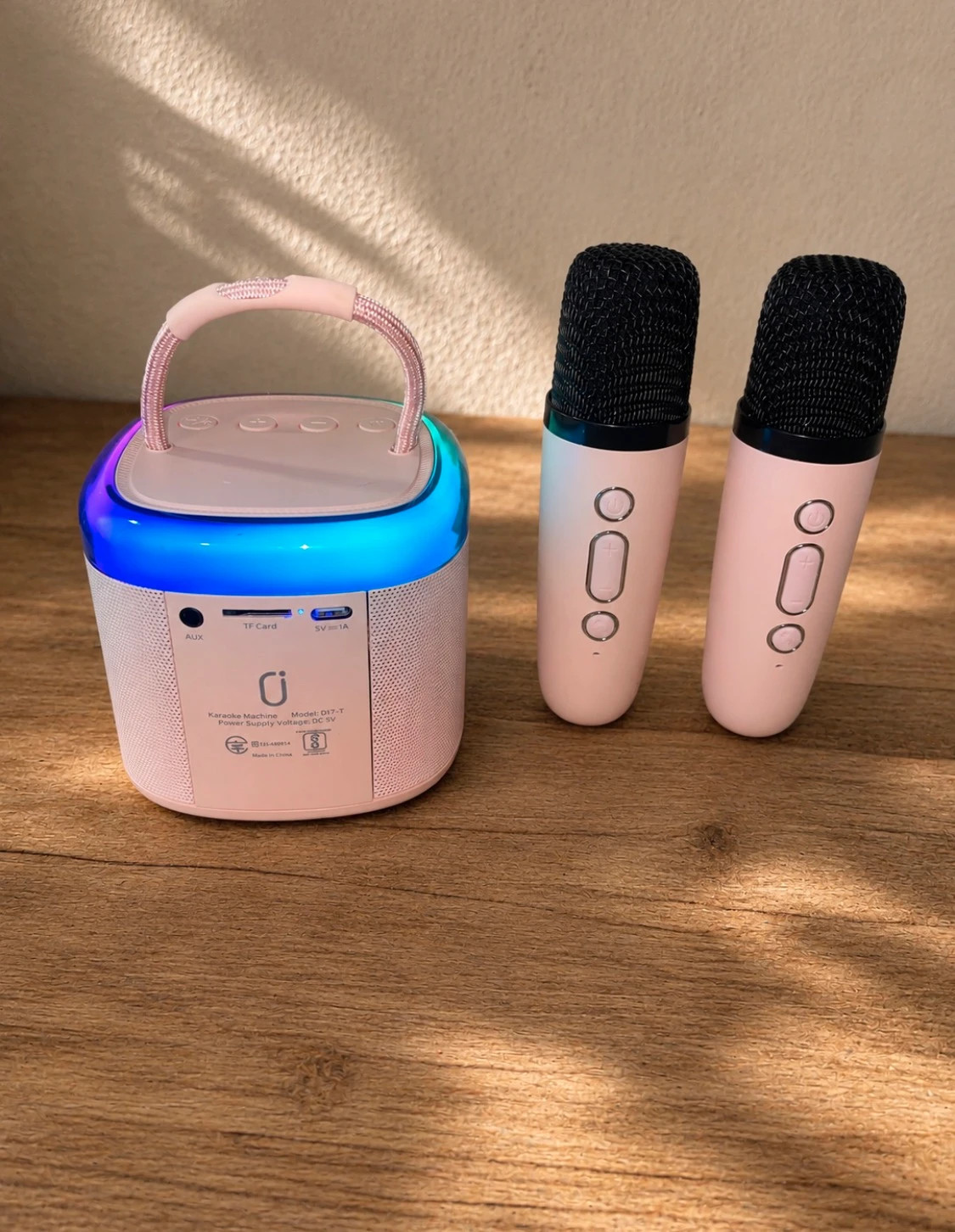 Mini Portable Bluetooth Karaoke • 2 Wireless Microphones • RGB Led Lights • Pink – Universal – taille 3 ans / 98 cm 2