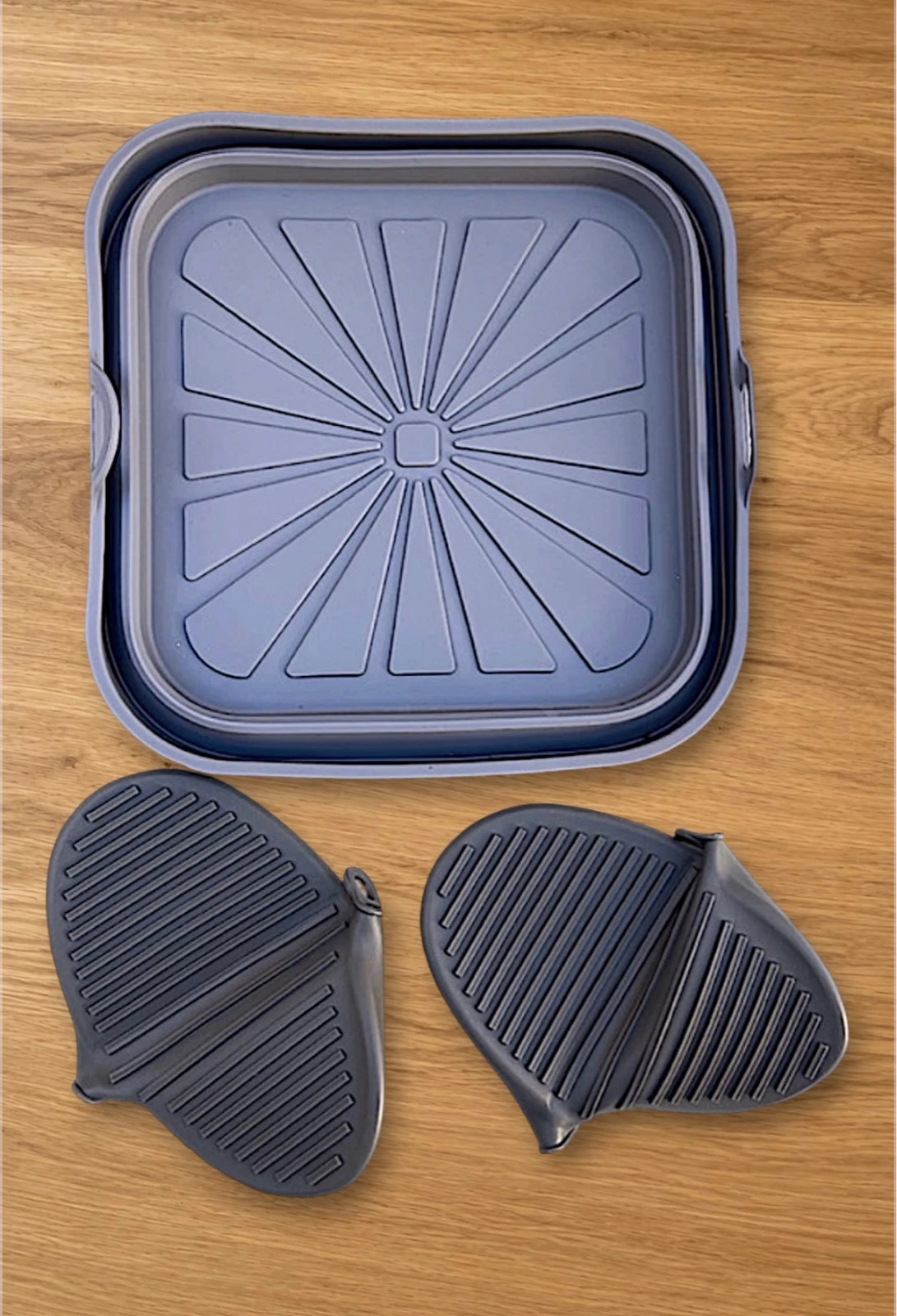 Pack Nuevo Air Fryer Cuadrada: Molde Silicona Plegable 20x20 + Guantes Gris – Accessories