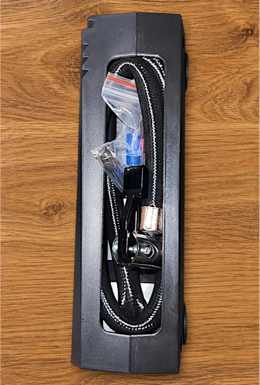 Portable Air Inflator 12V • New – Universal 2