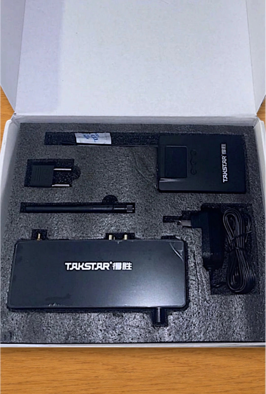 Takstar WPM-300 UHF Wireless In-Ear Monitoring System – Takstar 2
