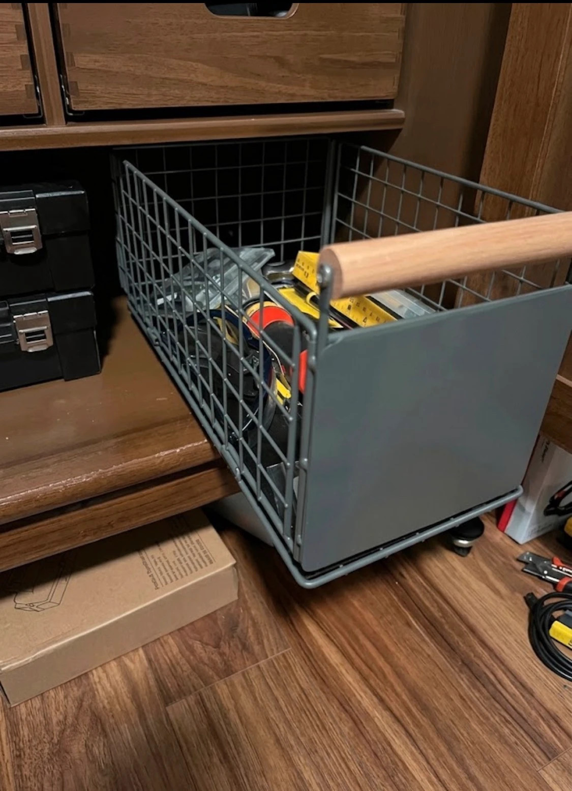 Pack 2 Removable Organiser Baskets • Metal Grid • Gray/Wood • 40x23x20cm • Sealed