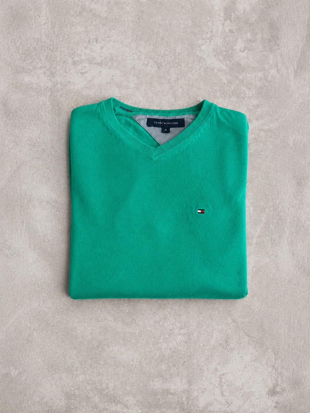 Pull Tommy Hilfiger vert col V taille S – Tommy Hilfiger – taille S 2