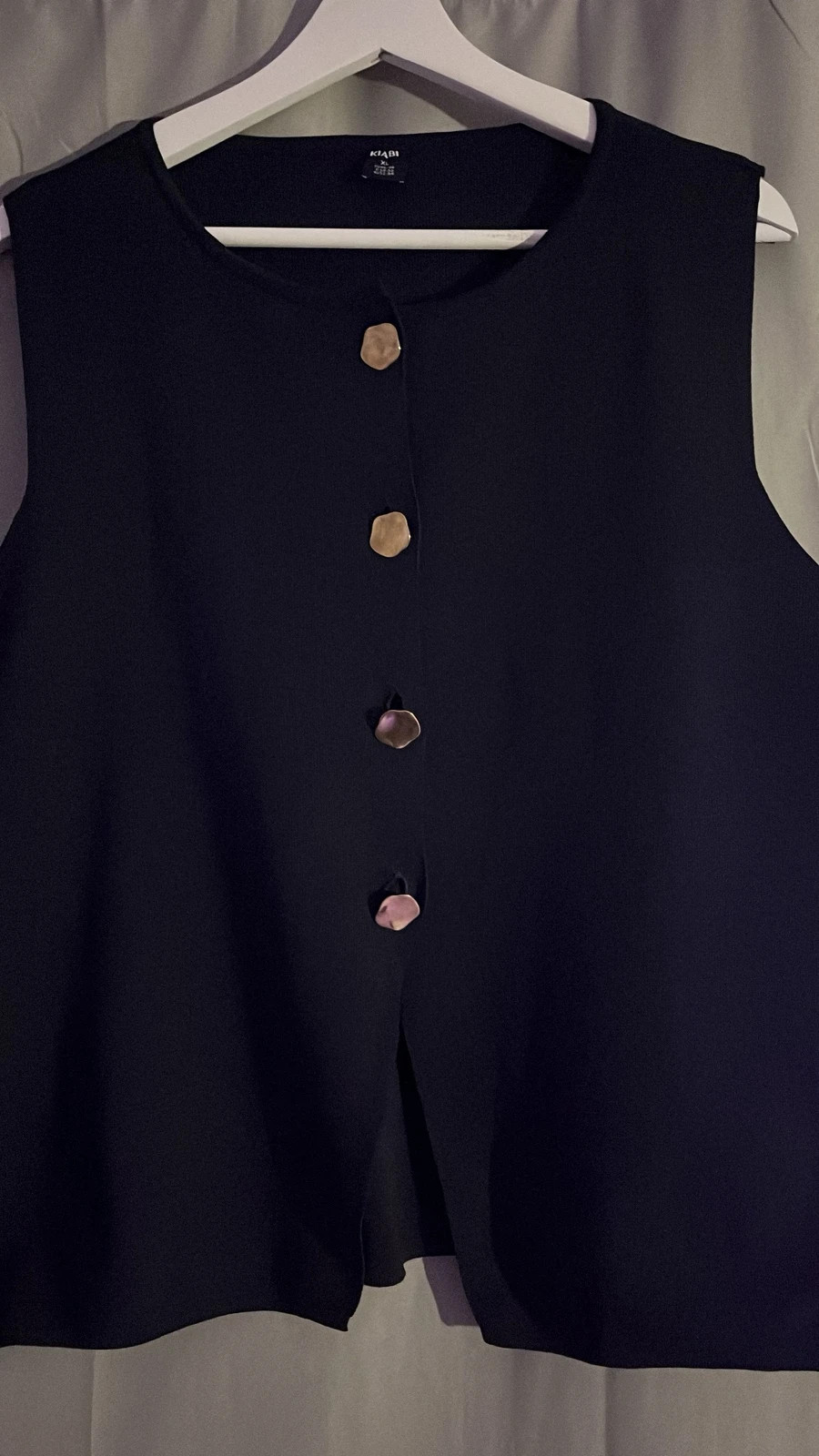 Haut à bouton – Kiabi – taille XL / 42 / 14 2