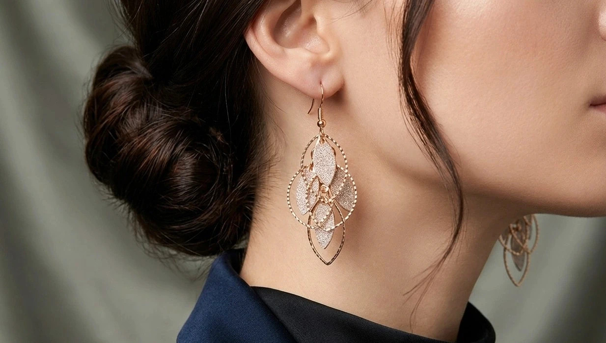 Boucles d'oreilles en forme de feuille doré – feuille