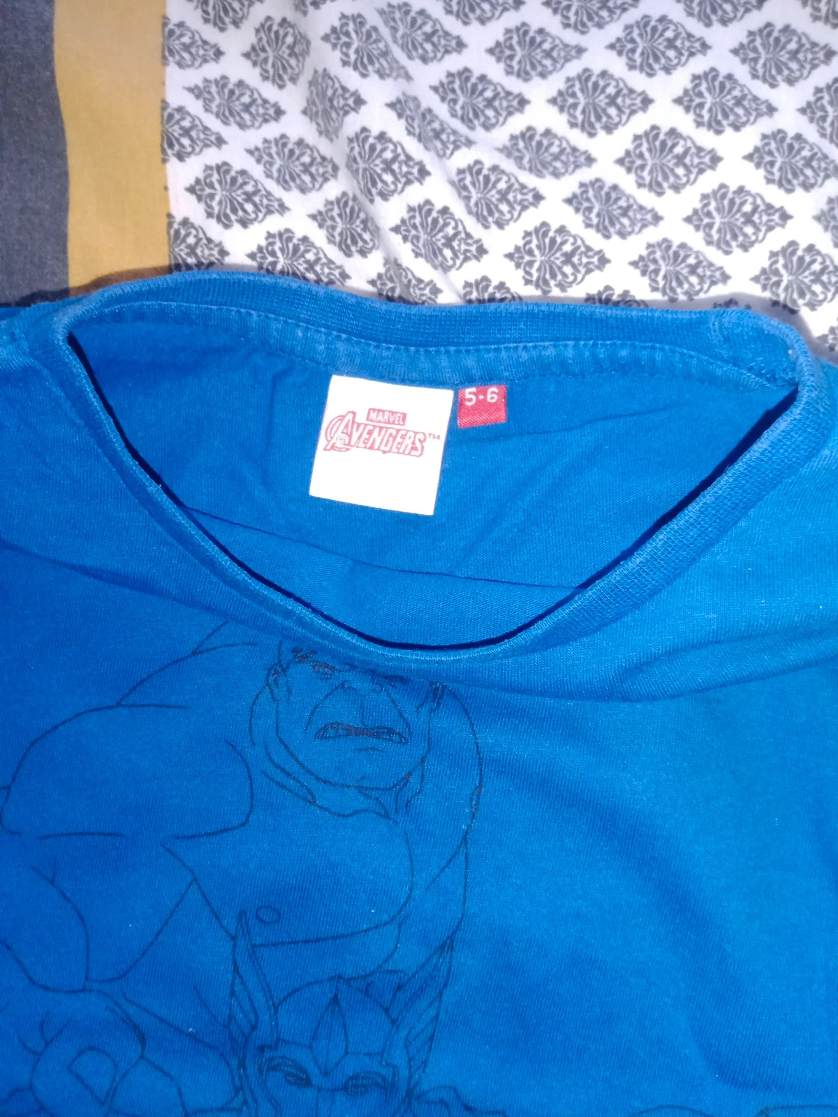 T-shirt manches longues – Marvel – taille 5 ans / 110 cm 3