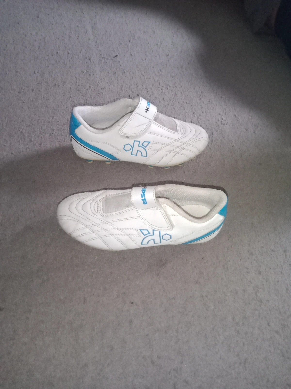 Crampons enfant kipsta taille 31