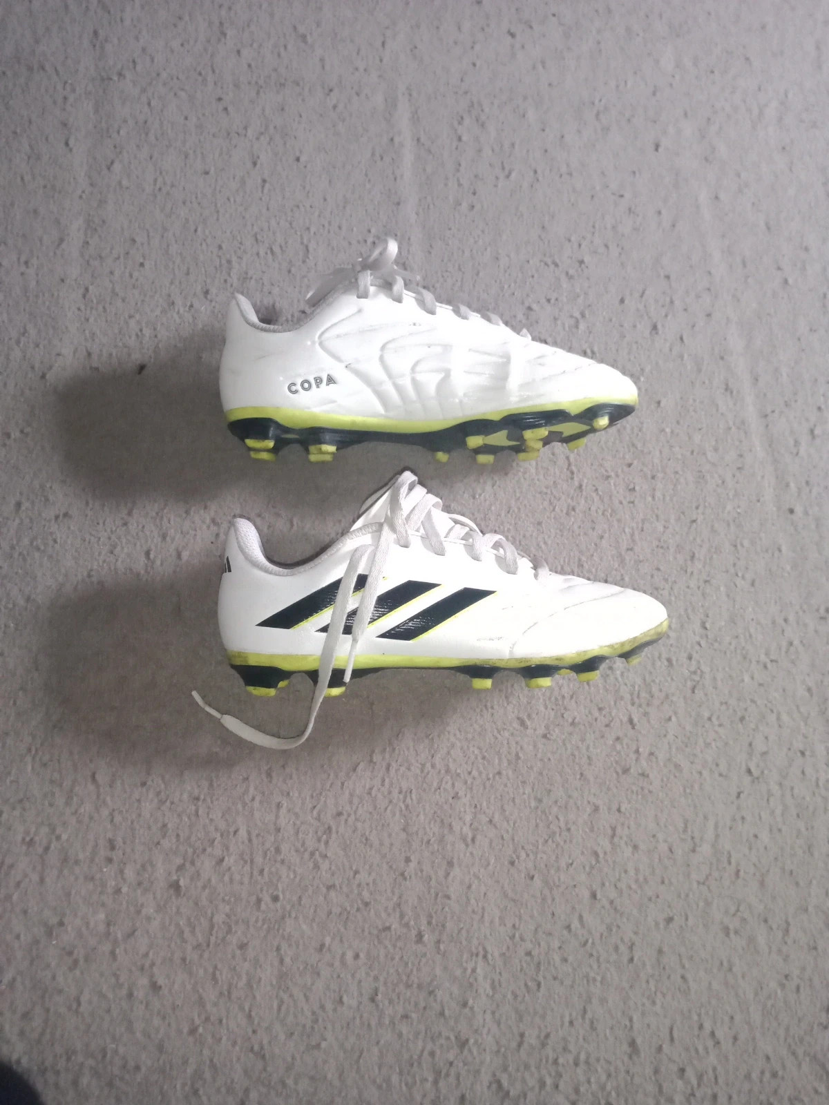 Crampons Adidas 33
