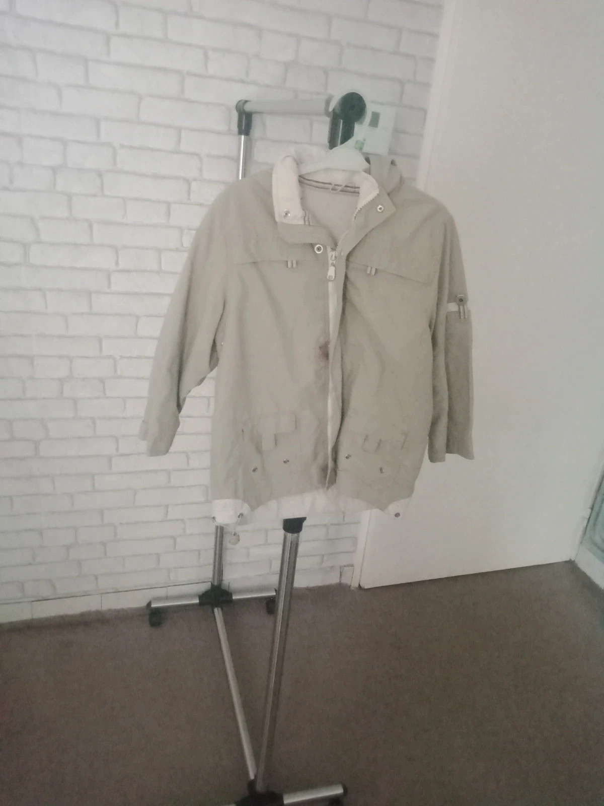 Coupe-vent enfant 5 ans Mayoral – Mayoral – taille 5 ans / 110 cm 2