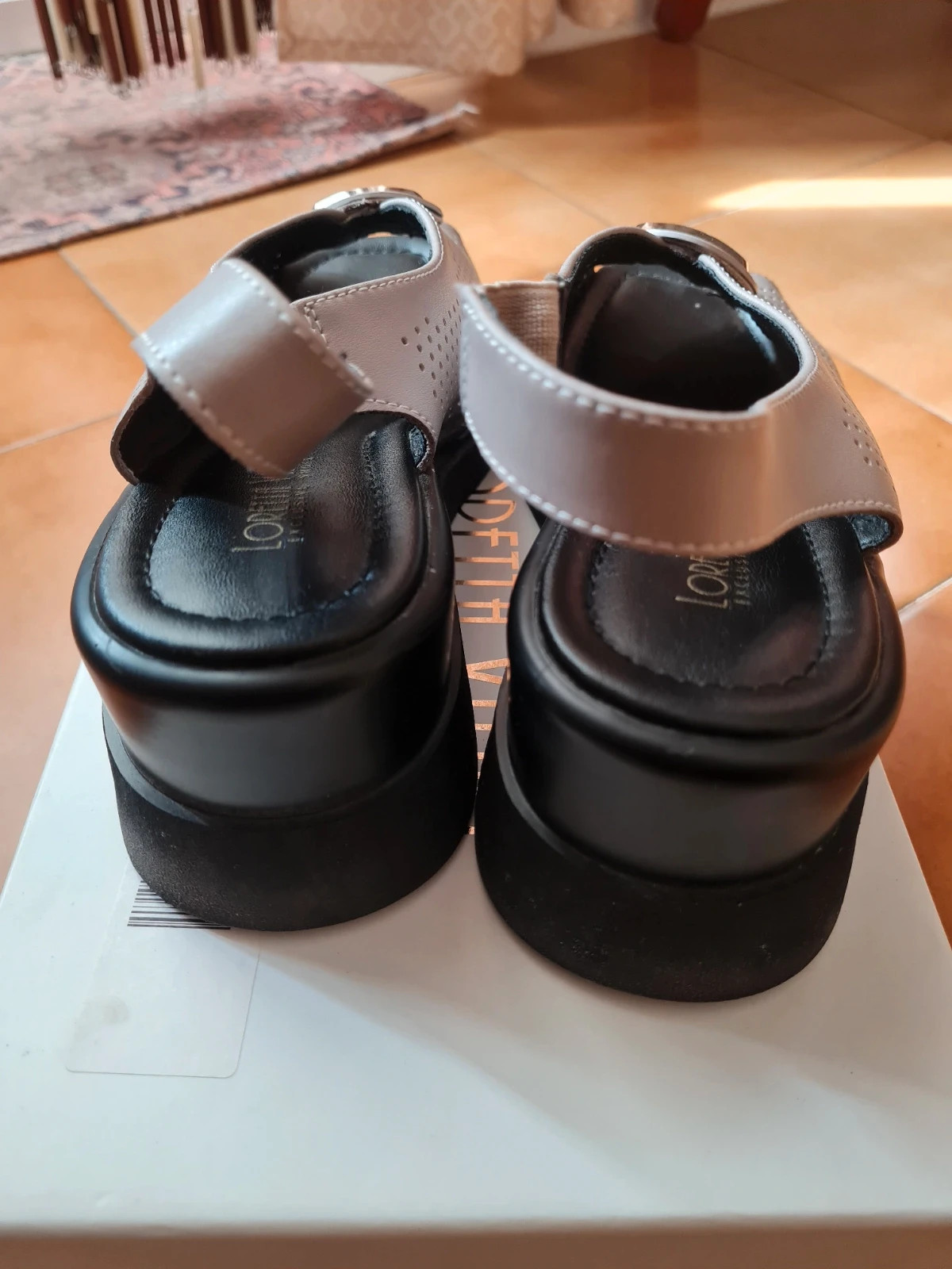Sandalias – Loretta Vitale – taille 37 2