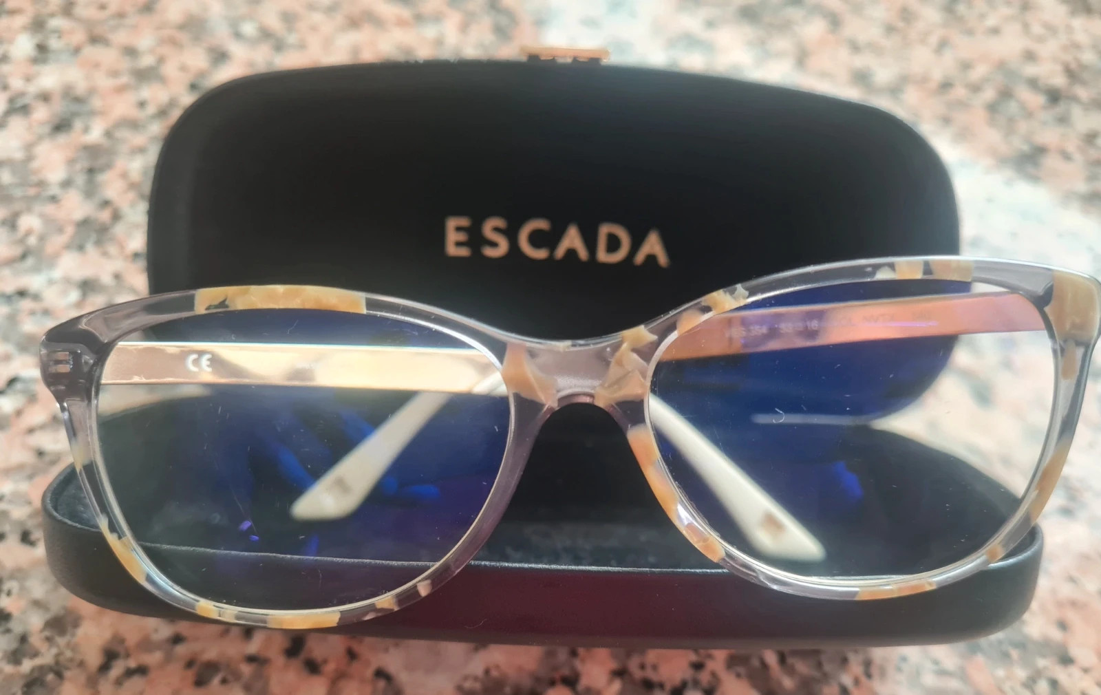 Montura gafas – Escada 3