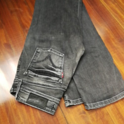 vaqueros Levis 570 – Levi's – taille S 2