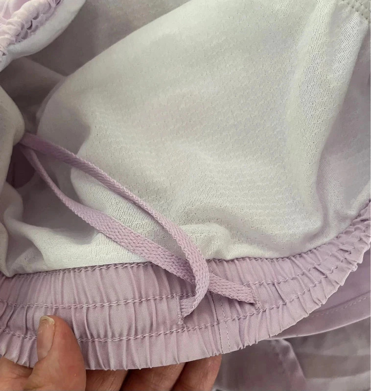 Short xs lilas – Under Armour – taille XS / 34 / 6 4