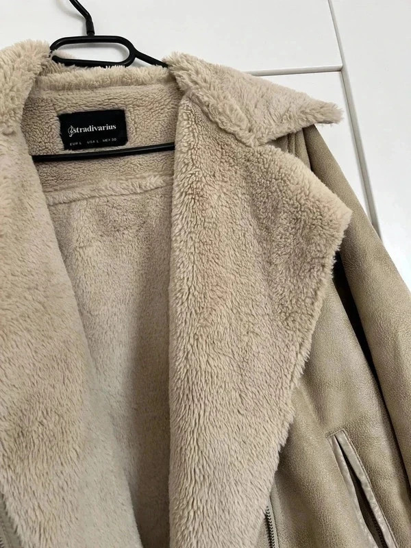 Manteau – Stradivarius – taille L / 40 / 12 3