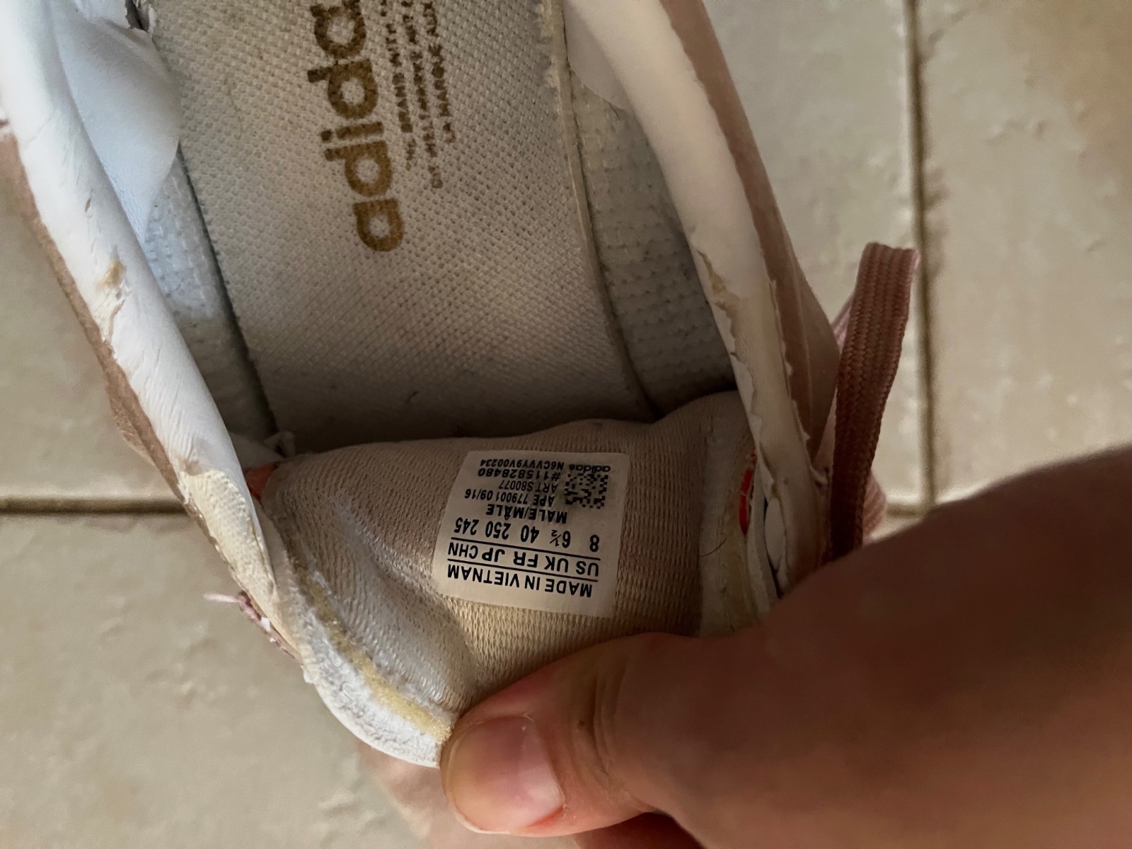 Baskets Adidas Topanga en daim rose pointure 40 – Adidas – taille EU 40 4