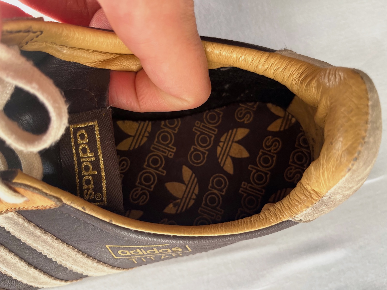 Baskets Adidas Titan en cuir taille 44 – Adidas – taille US 10 3