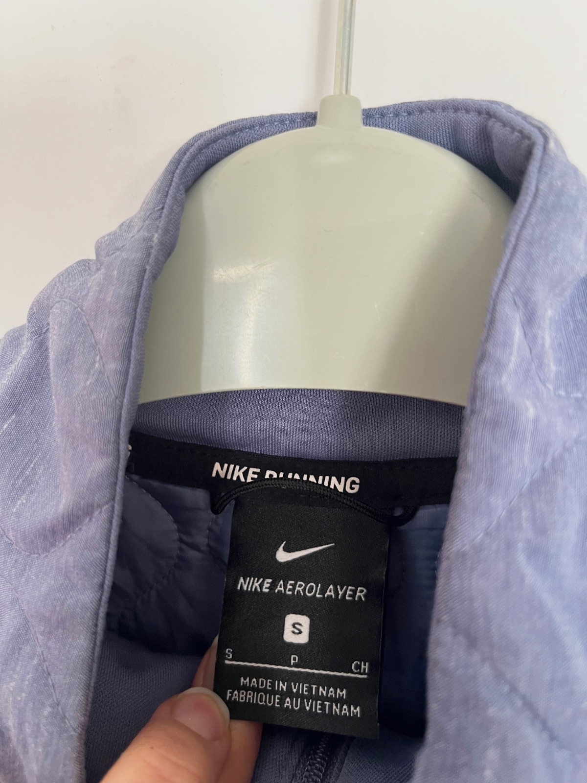 Gilet sans manches Nike AeroLayer bleu marine – Nike – taille EU 36 3