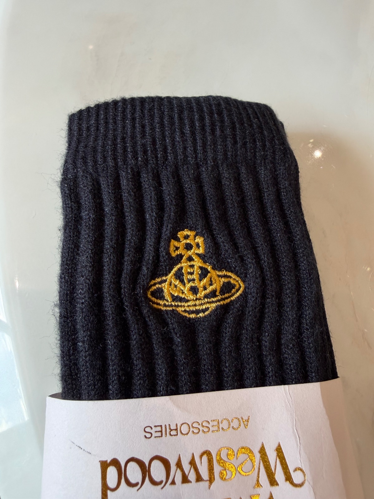Vivienne Westwood chaussettes noires logo doré 2