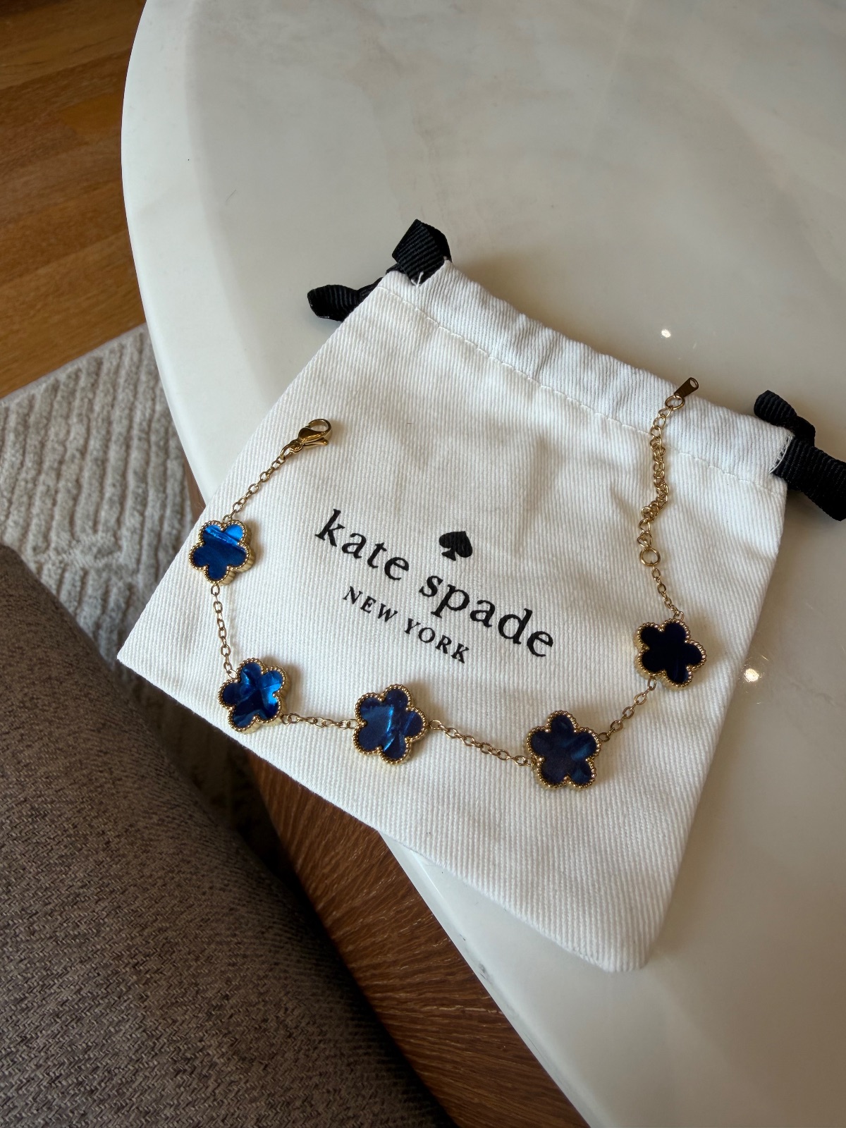 Kate Spade bracelet trèfle bleu marine 3