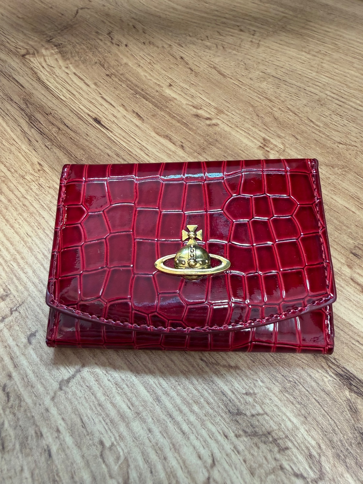 Portefeuille Vivienne Westwood cuir crocodile rouge 5