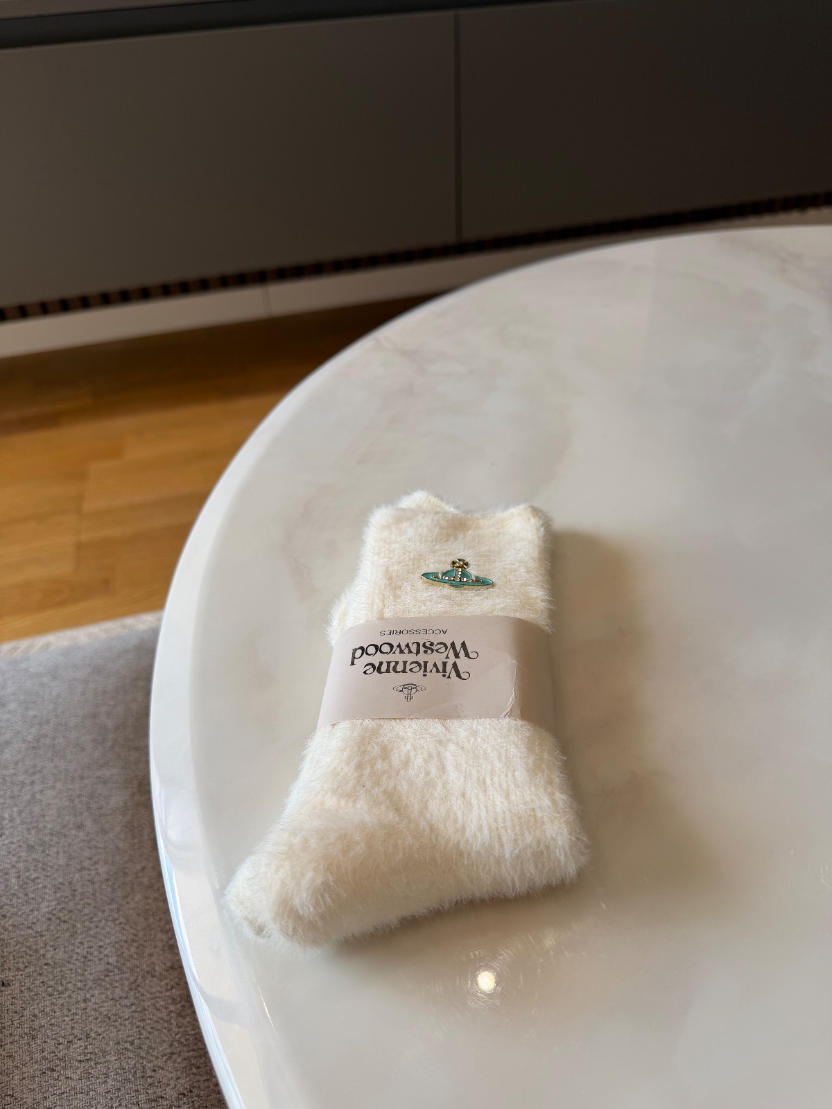 Chaussettes Vivienne Westwood crème 2