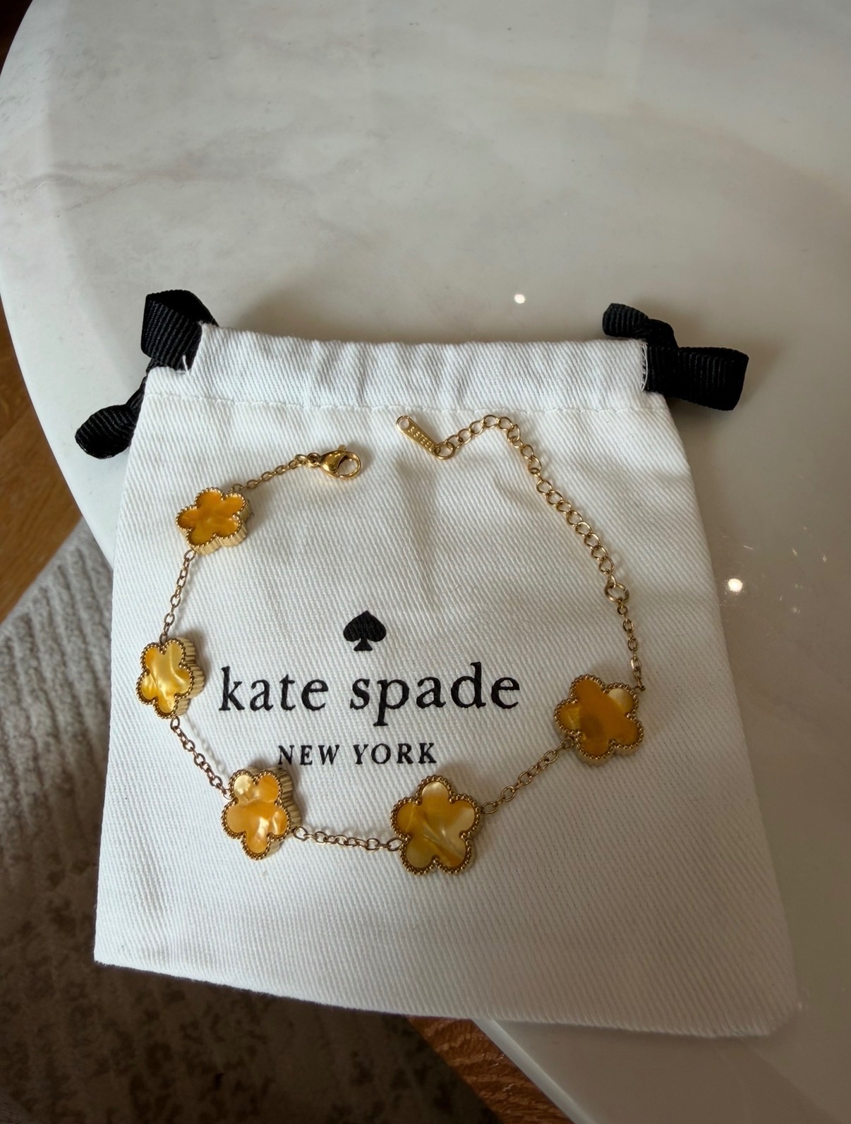 Bracelet kate spade fleurs ambre doré