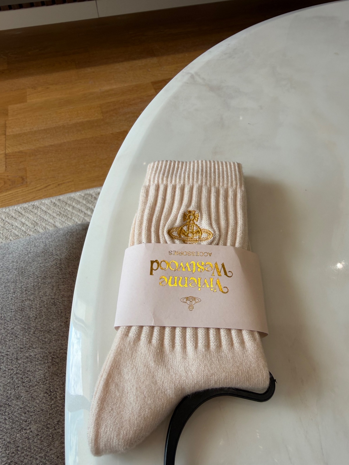 Vivienne Westwood chaussettes roses côtelées 2